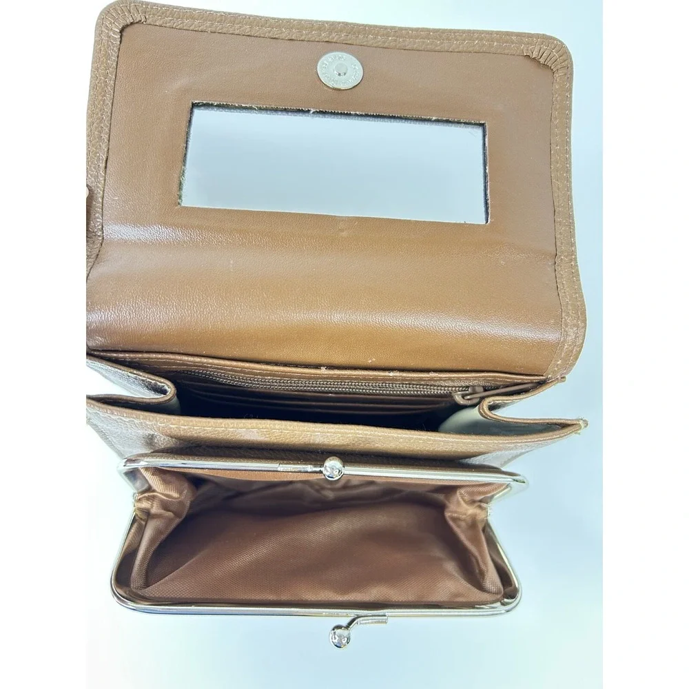 Buxton Wallet Womens Camel Med Coin Mirror CC Holder Retro Insert Pebbled VTG A+